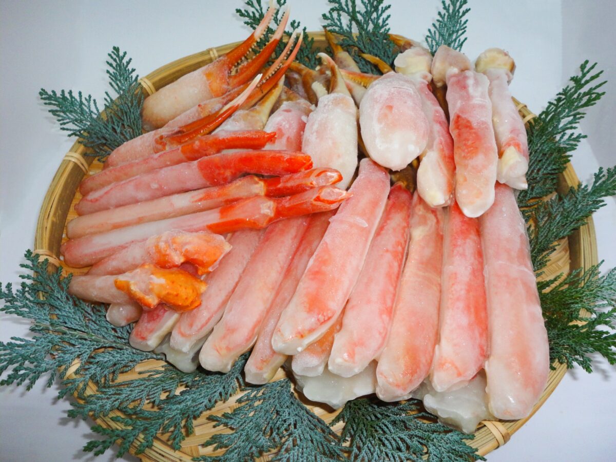 冷凍のズワイガニ